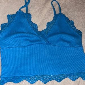 Blue cropped tank top